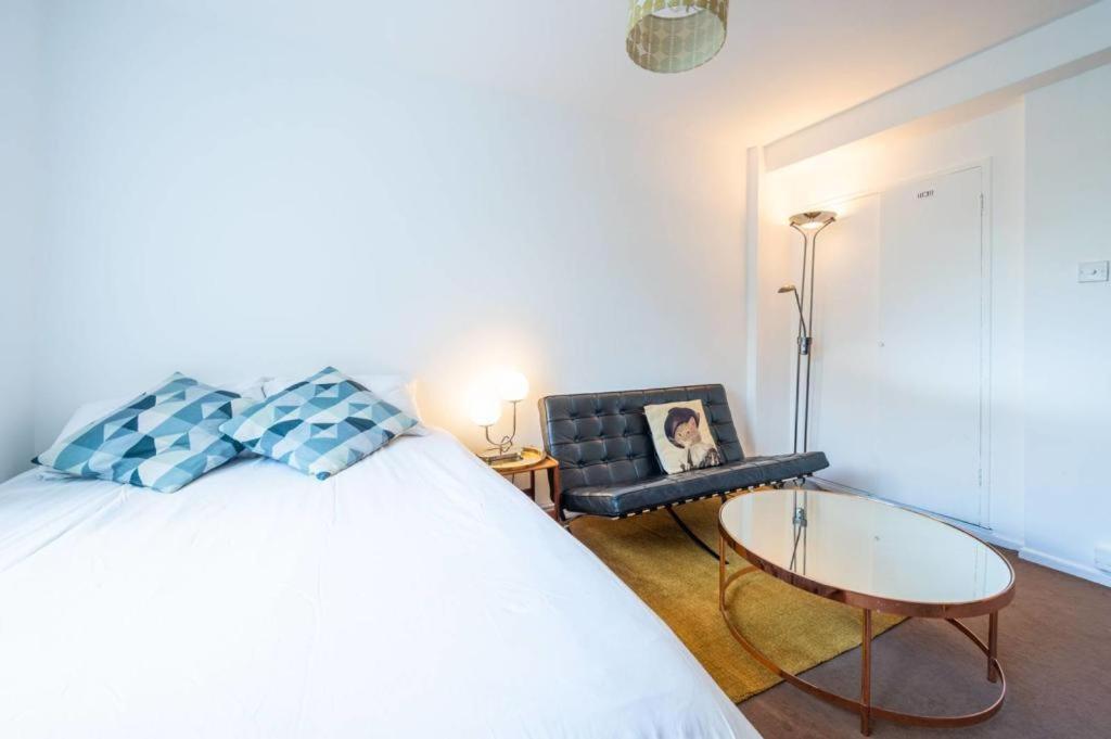 Flat 13 Londra