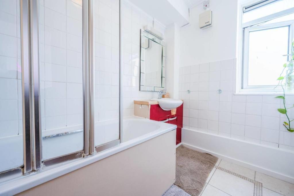 Flat 13 Apartament *